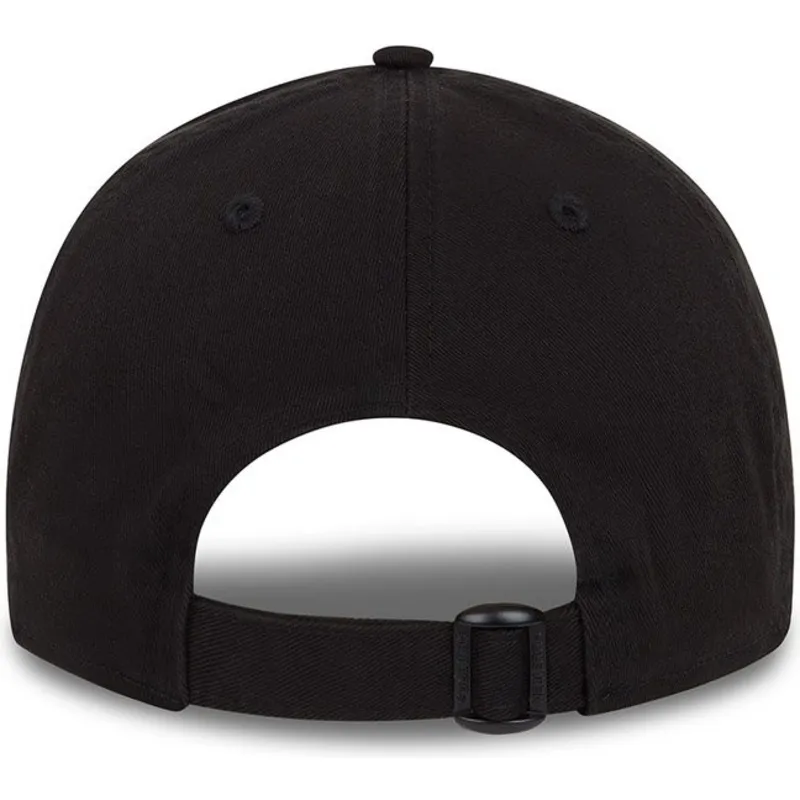 kepure-islenkta-juoda-reguliuojamas-9forty-new-era