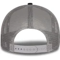 biala-i-granatowa-czapka-truckerka-a-frame-retro-new-york-yankees-mlb-od-new-era