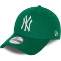 kepure-islenkta-zalia-reguliuojamas-9forty-league-essential-new-york-yankees-mlb-new-era