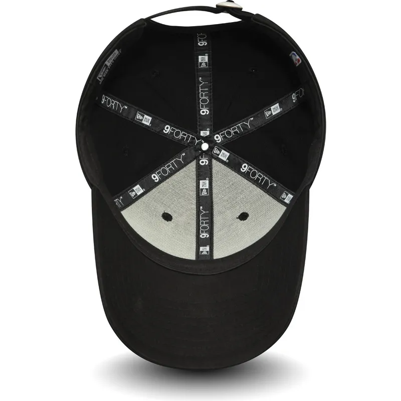 cap-islenkta-black-adjustable-strap-9forty-league-essential-chicago-bulls-nba-new-era