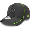 kepure-islenkta-pilka-snapback-feather-pipe-a-frame-new-york-yankees-mlb-new-era