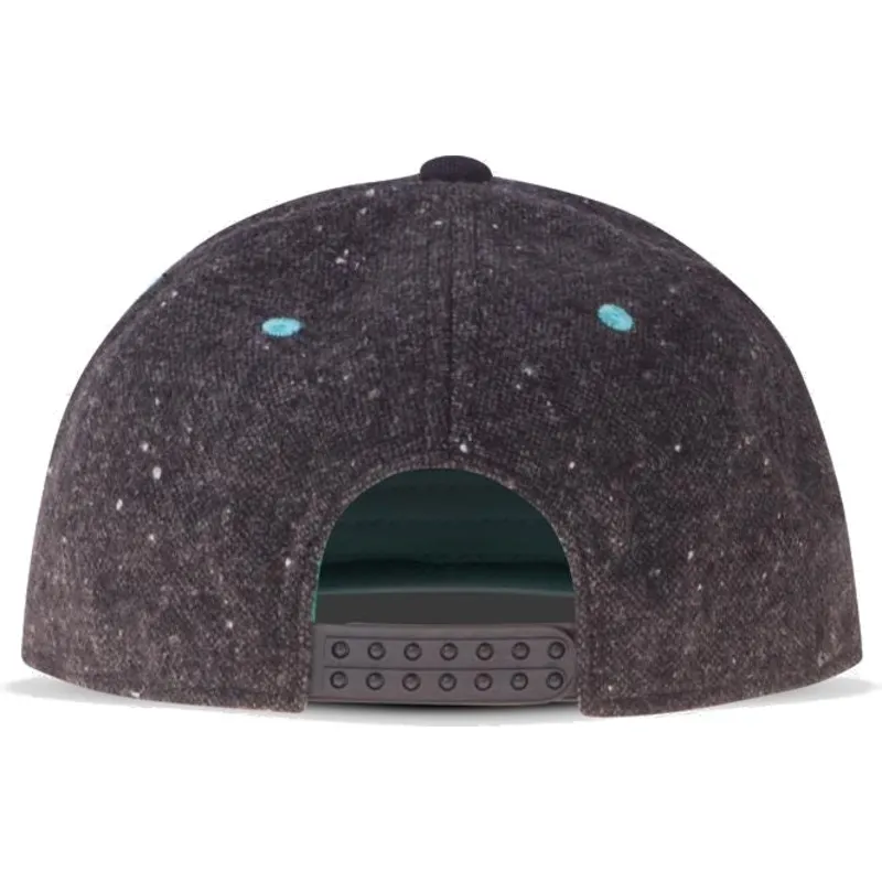 kepure-plokscia-juoda-snapback-valhalla-difuzed