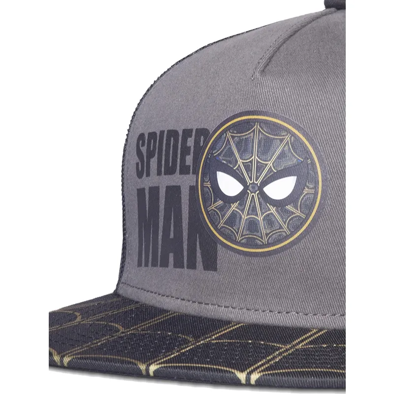 kepure-plokscia-juoda-snapback-trucker-difuzed