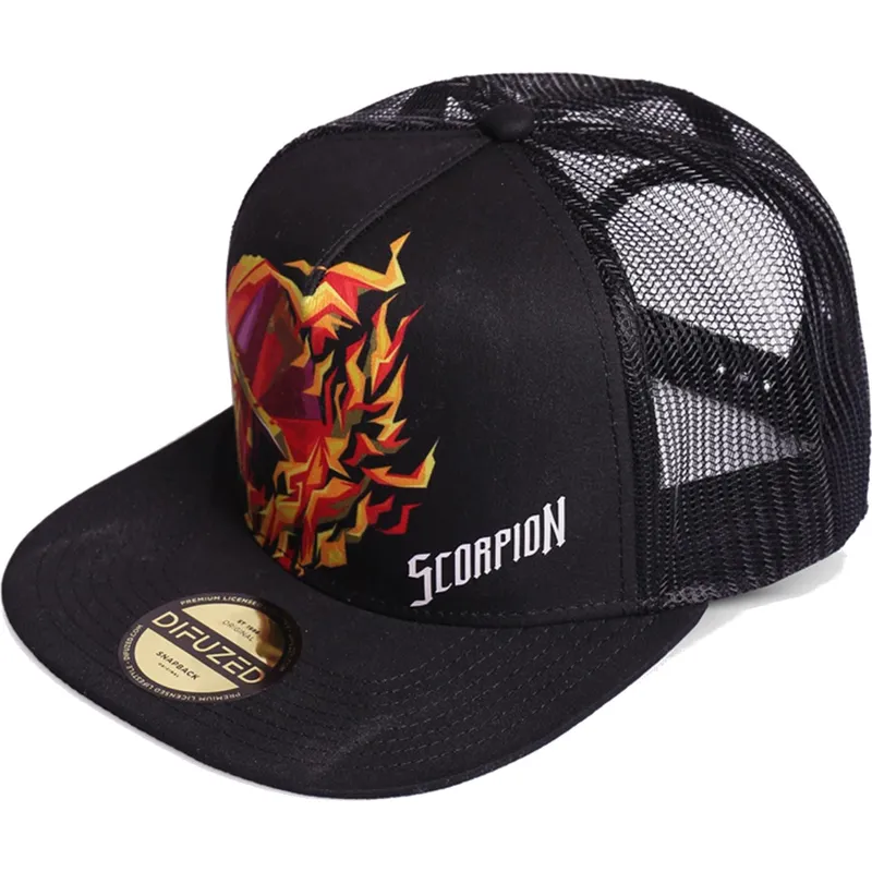 kepure-plokscia-juoda-snapback-trucker-difuzed