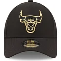 kepure-islenkta-juoda-snapback-9forty-black-and-gold-chicago-bulls-nba-new-era