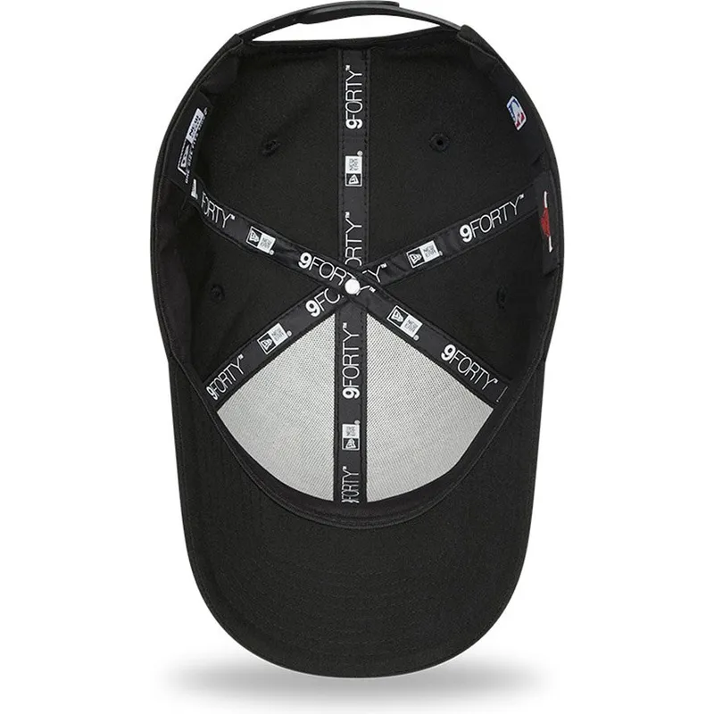 kepure-islenkta-juoda-snapback-9forty-black-and-gold-chicago-bulls-nba-new-era kepure-islenkta-juoda-snapback-9forty-black-and-gold-chicago-bulls-nba-new-era