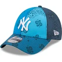 kepure-islenkta-melyna-reguliuojamas-9forty-paisley-print-new-york-yankees-mlb-new-era