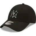 kepure-islenkta-juoda-reguliuojamas-9forty-camo-infill-new-york-yankees-mlb-new-era