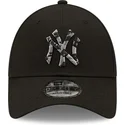 kepure-islenkta-juoda-reguliuojamas-9forty-camo-infill-new-york-yankees-mlb-new-era