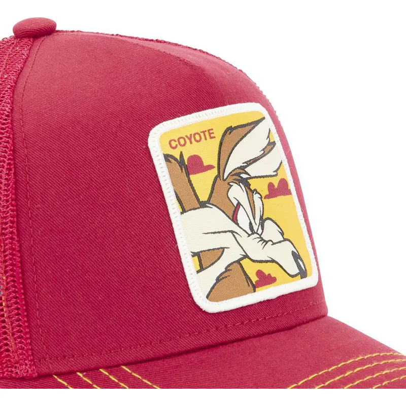 cap-islenkta-red-snapback-coyote-looney-tunes-capslab cap-islenkta-red-snapback-coyote-looney-tunes-capslab