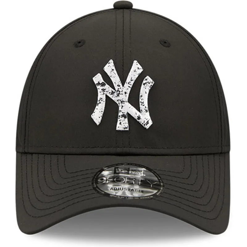 kepure-islenkta-juoda-reguliuojamas-9forty-sports-clip-new-york-yankees-mlb-new-era