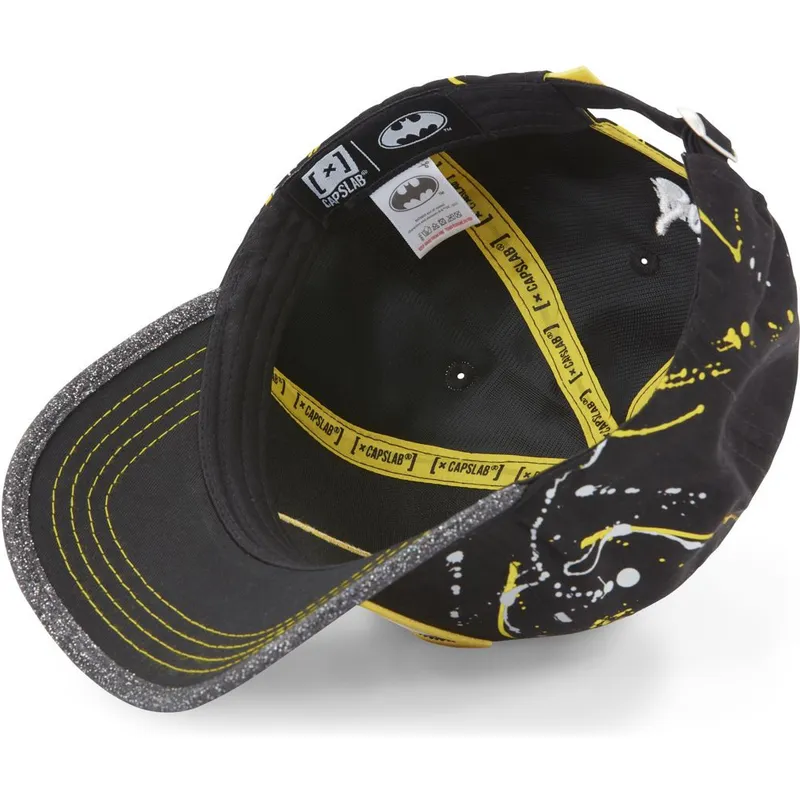 cap-islenkta-black-adjustable-strap-batman-dc-comics-capslab cap-islenkta-black-adjustable-strap-batman-dc-comics-capslab
