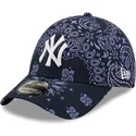 kepure-islenkta-tamsiai-melyna-reguliuojamas-9forty-paisley-print-new-york-yankees-mlb-new-era