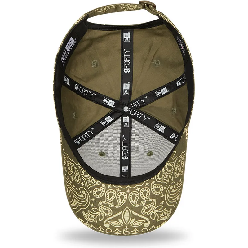 kepure-islenkta-zalia-reguliuojamas-9forty-paisley-print-new-york-yankees-mlb-new-era