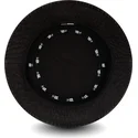 kibirai-juoda-essential-new-era