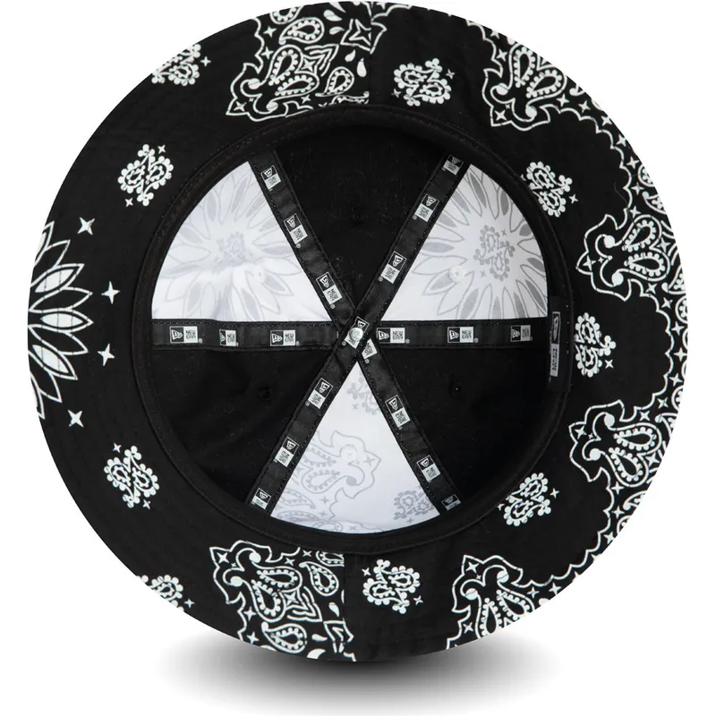 kibirai-juoda-paisley-explorer-new-era