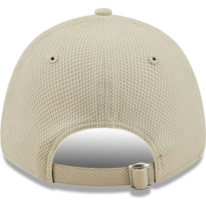 kepure-islenkta-smelio-reguliuojamas-9forty-diamond-era-new-york-yankees-mlb-new-era