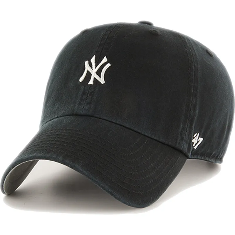 cap-islenkta-black-adjustable-strap-clean-up-base-runner-new-york-yankees-mlb-47-brand