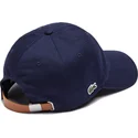 kepure-islenkta-tamsiai-melyna-reguliuojamas-contrast-strap-lacoste