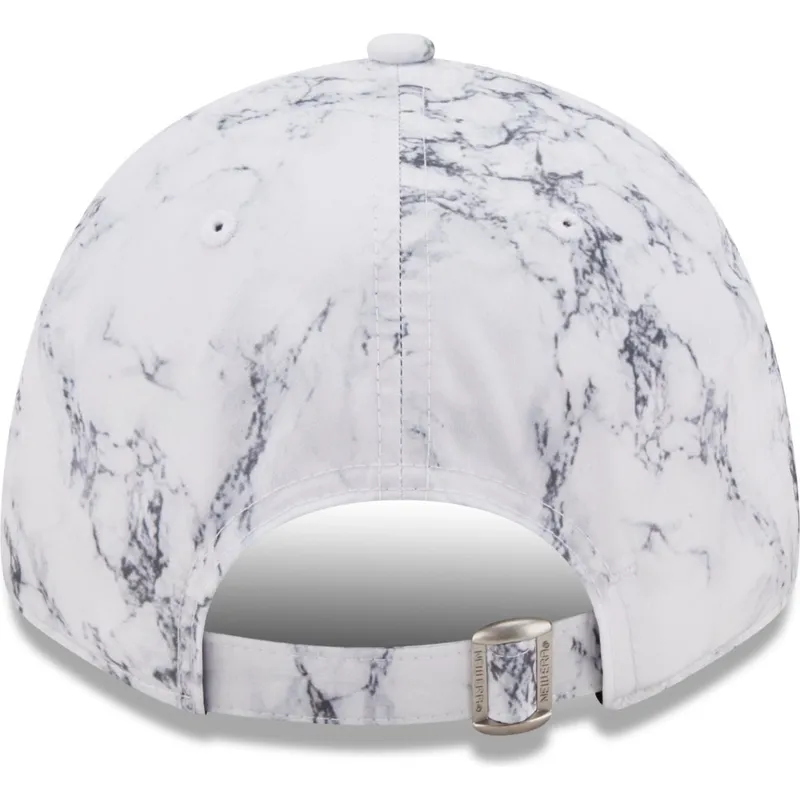kepure-islenkta-balta-reguliuojamas-9forty-clear-marble-le-louvre-new-era