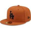 kepure-plokscia-ruda-priglundanti-59fifty-league-essential-los-angeles-dodgers-mlb-new-era