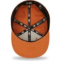 kepure-plokscia-ruda-priglundanti-59fifty-league-essential-los-angeles-dodgers-mlb-new-era
