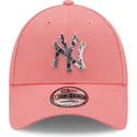 kepure-islenkta-rozine-reguliuojamas-9forty-infill-new-york-yankees-mlb-new-era