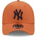 kepure-islenkta-ruda-priglundanti-39thirty-league-essential-new-york-yankees-mlb-new-era