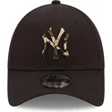 kepure-islenkta-juoda-reguliuojamas-9forty-camo-infill-new-york-yankees-mlb-new-era