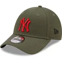 kepure-islenkta-zalia-reguliuojamas-9forty-stadium-food-new-york-yankees-mlb-new-era