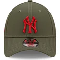 kepure-islenkta-zalia-reguliuojamas-9forty-stadium-food-new-york-yankees-mlb-new-era