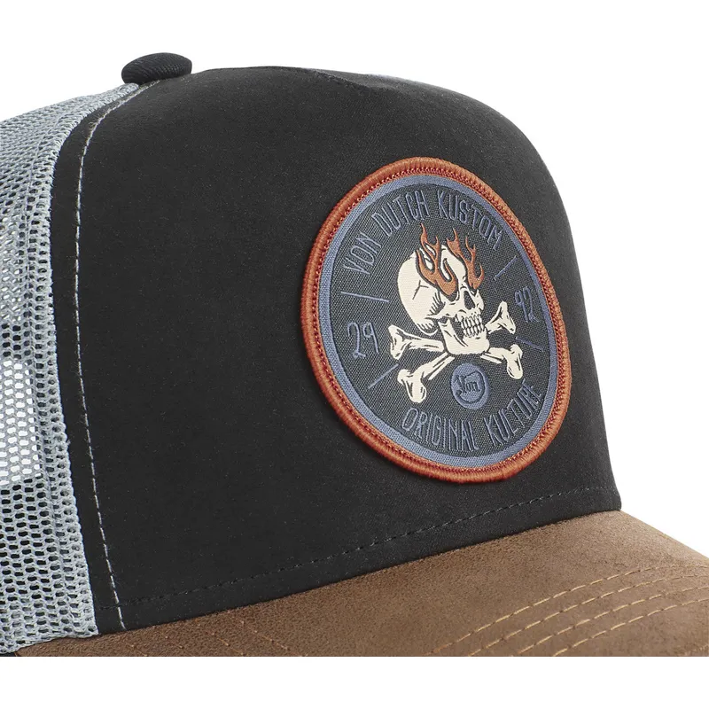 kepure-islenkta-juoda-snapback-kustom-kulture-skull-sku-von-dutch
