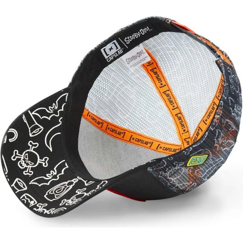 kepure-islenkta-juoda-snapback-stu-scooby-doo-capslab