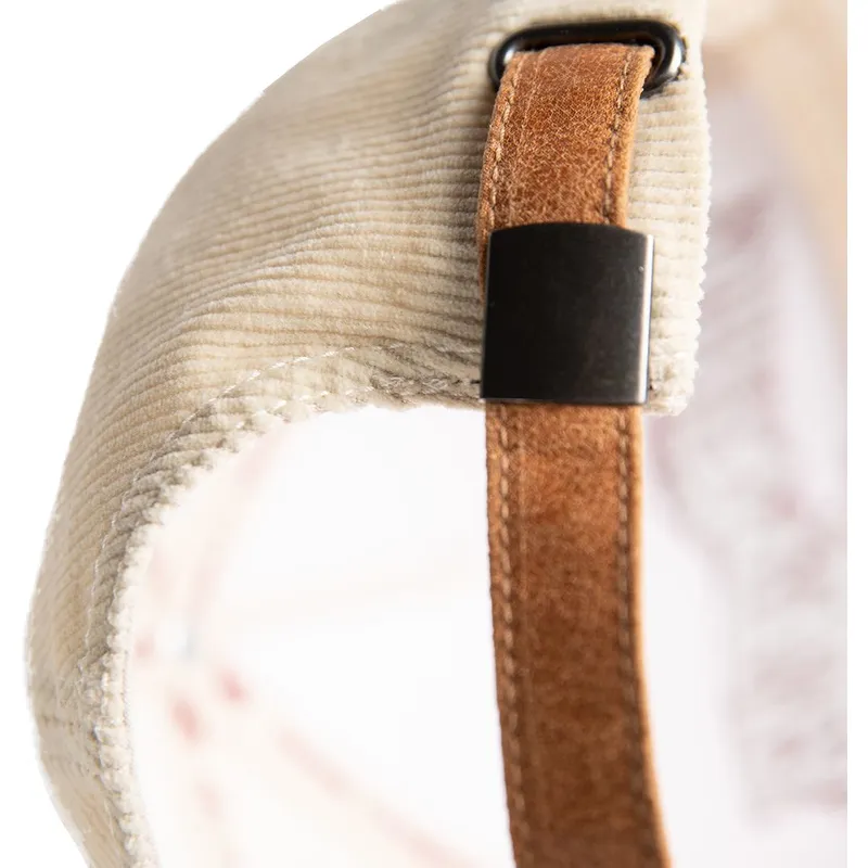 regulowana-bezowa-czapka-z-daszkiem-enjoy-ww20-od-wheels-and-waves