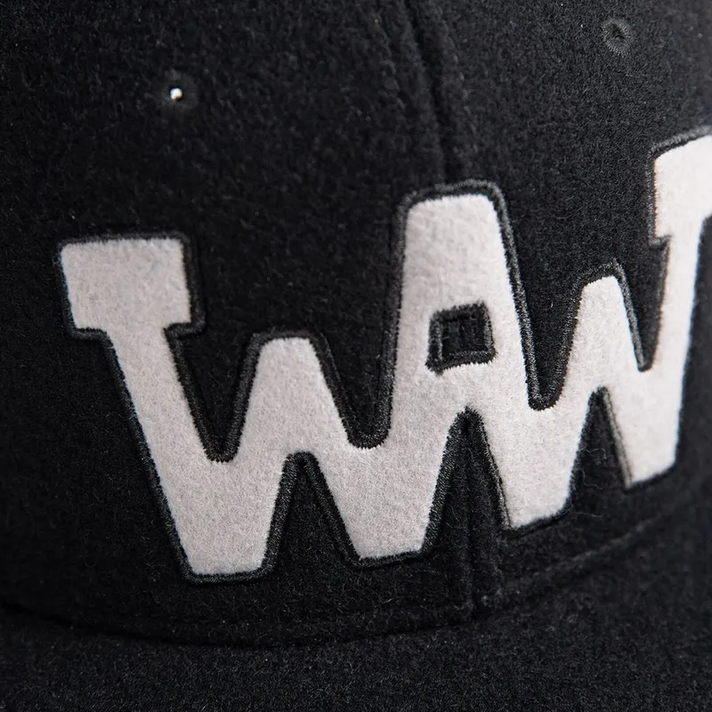 kepure-plokscia-juoda-snapback-waw-ww29-wheels-and-waves