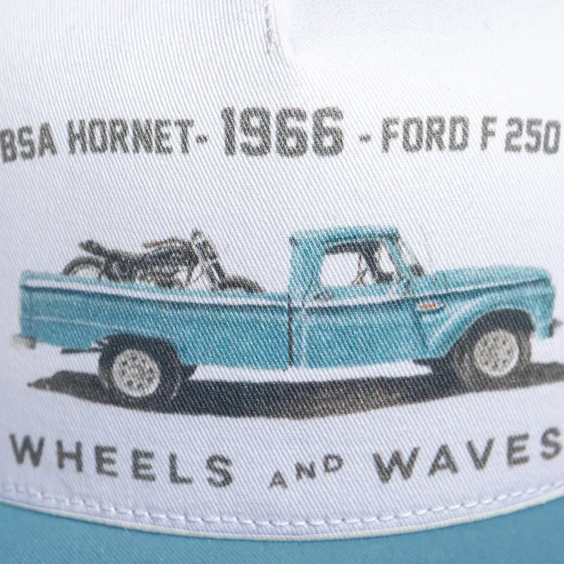 kepure-plokscia-melyna-snapback-1966-ww23-wheels-and-waves