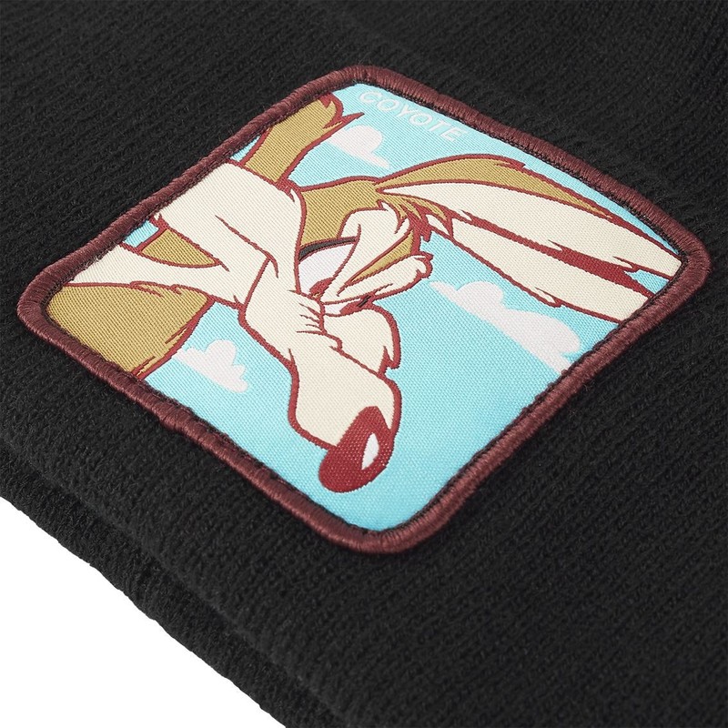 capslab-wile-e-coyote-bon-coy1-looney-tunes-black-beanie
