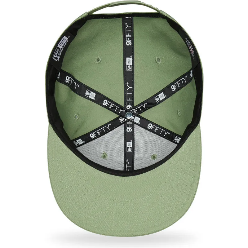 kepure-plokscia-zalia-snapback-9fifty-league-essential-new-york-yankees-mlb-new-era