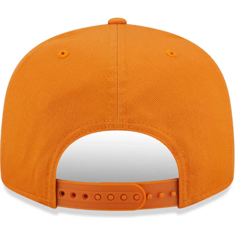 kepure-plokscia-oranzine-snapback-9fifty-league-essential-new-york-yankees-mlb-new-era