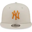 kepure-plokscia-smelio-snapback-9fifty-league-essential-new-york-yankees-mlb-new-era