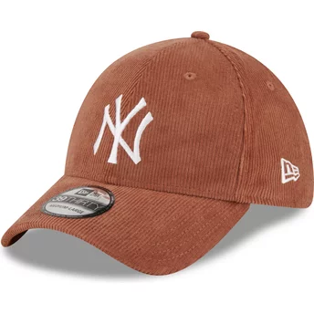New Era Curved Brim 39THIRTY Cord New York Yankees MLB Brown Fitted Cap