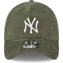zielona-zakrzywiona-czapka-39thirty-cord-new-york-yankees-mlb-od-new-era