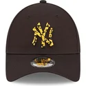 kepure-islenkta-juoda-reguliuojamas-9forty-seasonal-infill-new-york-yankees-mlb-new-era