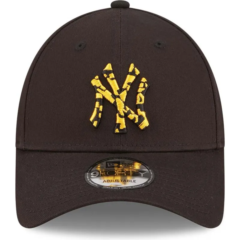 czarna-regulowana-czapka-z-zakrzywionym-daszkiem-z-zoltym-logo-9forty-seasonal-infill-new-york-yankees-mlb-new-era