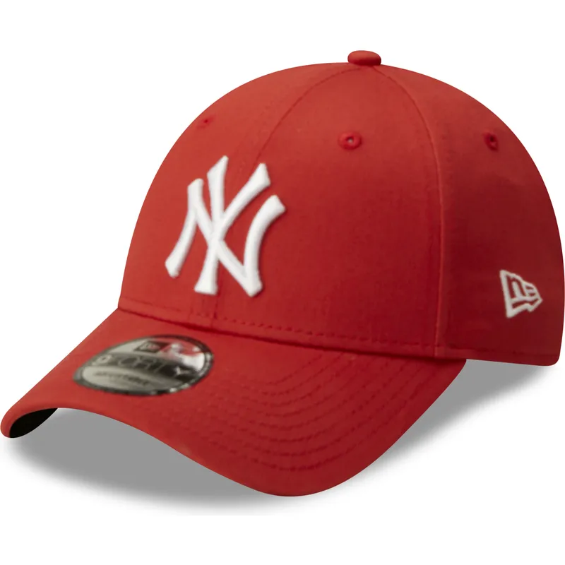 kepure-islenkta-raudona-reguliuojamas-9forty-league-essential-new-york-yankees-mlb-new-era