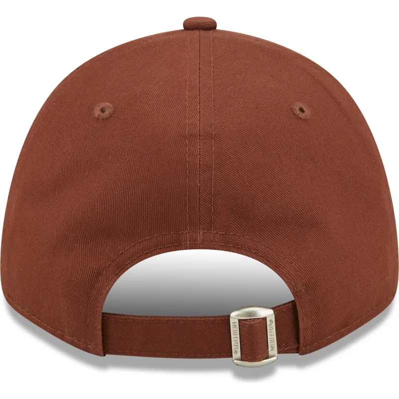 kepure-islenkta-ruda-reguliuojamas-9forty-league-essential-new-york-yankees-mlb-new-era