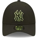 kepure-islenkta-juoda-snapback-9forty-neon-pack-repreve-new-york-yankees-mlb-new-era