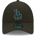 czarna-czapka-z-zakrzywionym-daszkiem-snapback-z-niebieskim-logo-9forty-neon-pack-repreve-los-angeles-dodgers-mlb-od-new-era