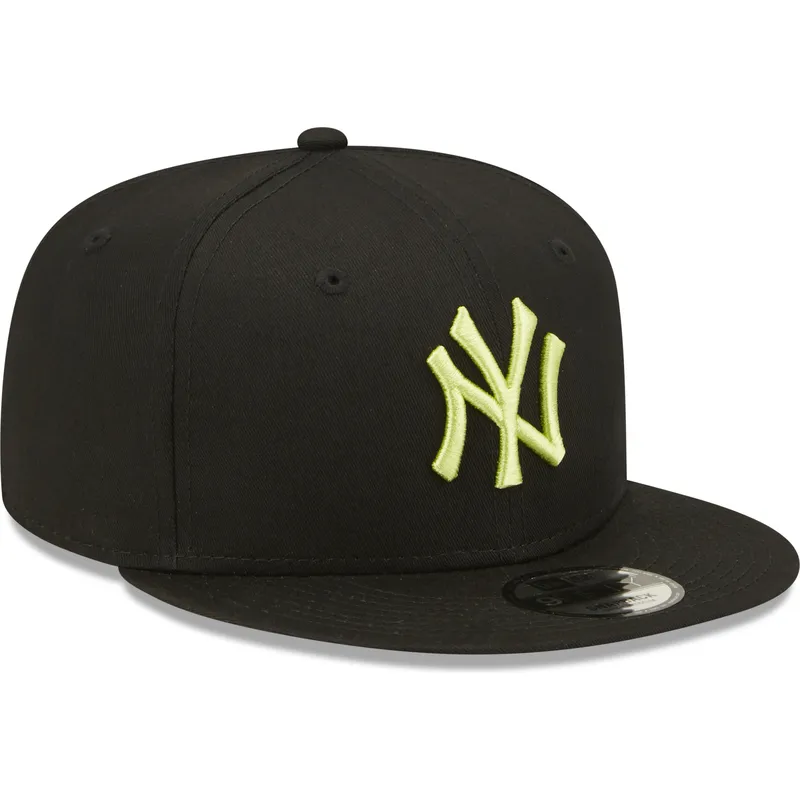 kepure-plokscia-juoda-snapback-9fifty-league-essential-new-york-yankees-mlb-new-era kepure-plokscia-juoda-snapback-9fifty-league-essential-new-york-yankees-mlb-new-era