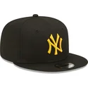 kepure-plokscia-juoda-snapback-9fifty-league-essential-new-york-yankees-mlb-new-era